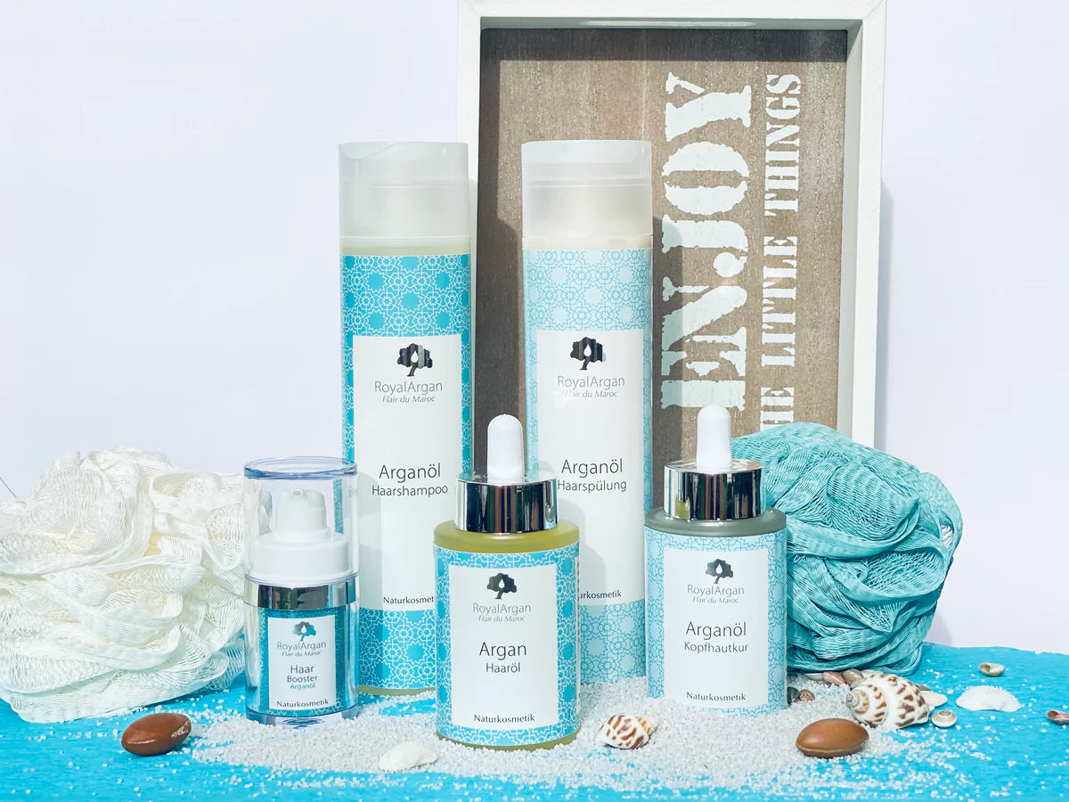 Nourishing care: Experience the transformative power of this set, as the Argan oil deeply nourishes and revitalizes hair, restoring its health, shine, and vitality.