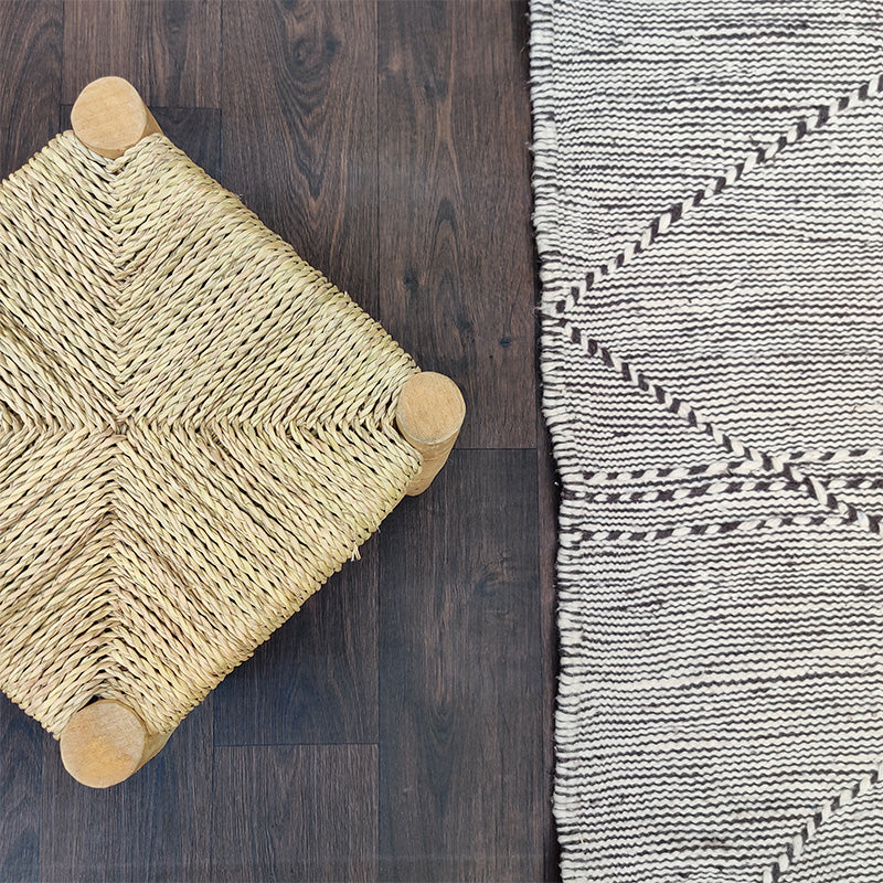 Berber art reflection: Showcasing the essence of Berber artistry, this Zanafi carpet embodies the creativity and cultural expression found in Berber rugs.